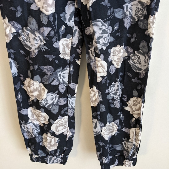 Talula Floral Jogger Pants - Picture 3 of 8
